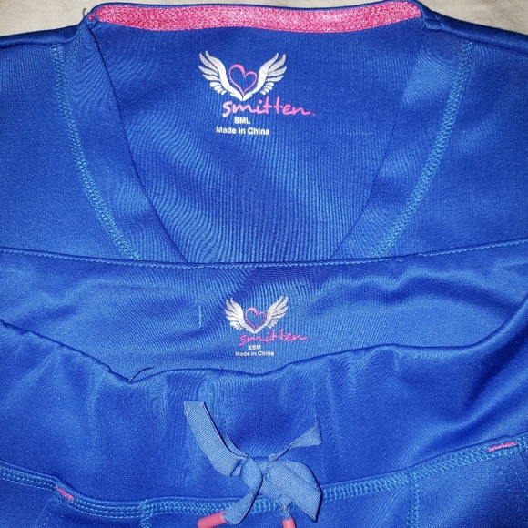 Smitten Scrub Set Galaxy Blue Small Top & XS Pants - Picture 4 of 4